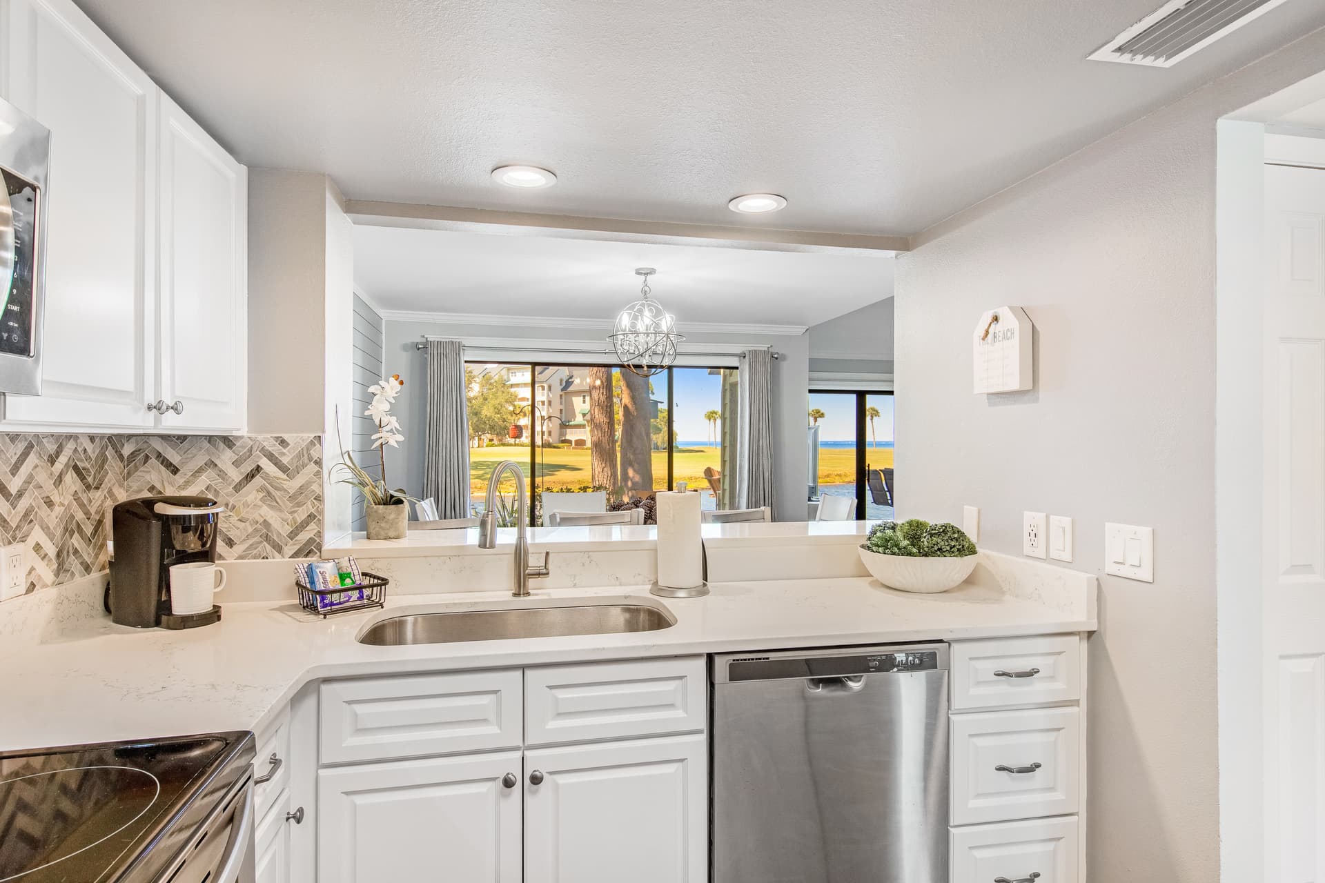 Southern Charm Home - Image 7