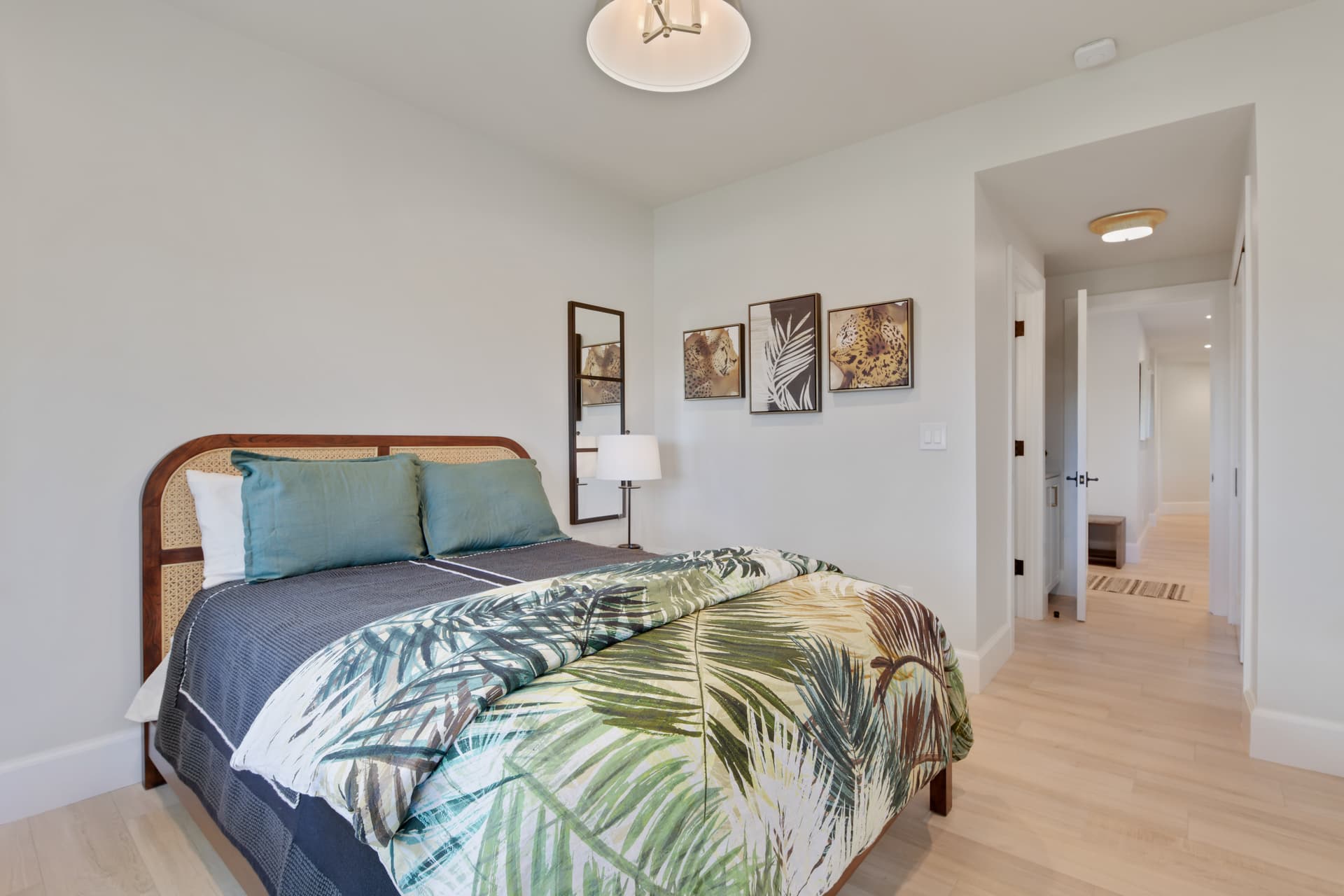 Laguna Hills Estate - Image 49