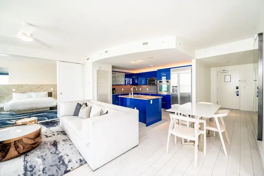 Horizon Condo #2108 - Image 7