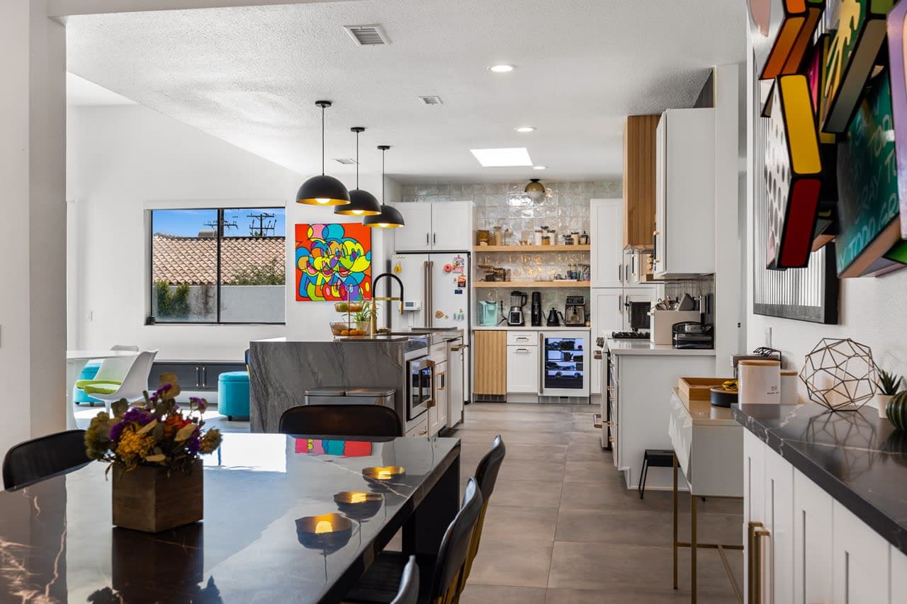 Palm Lighthouse - Image 28