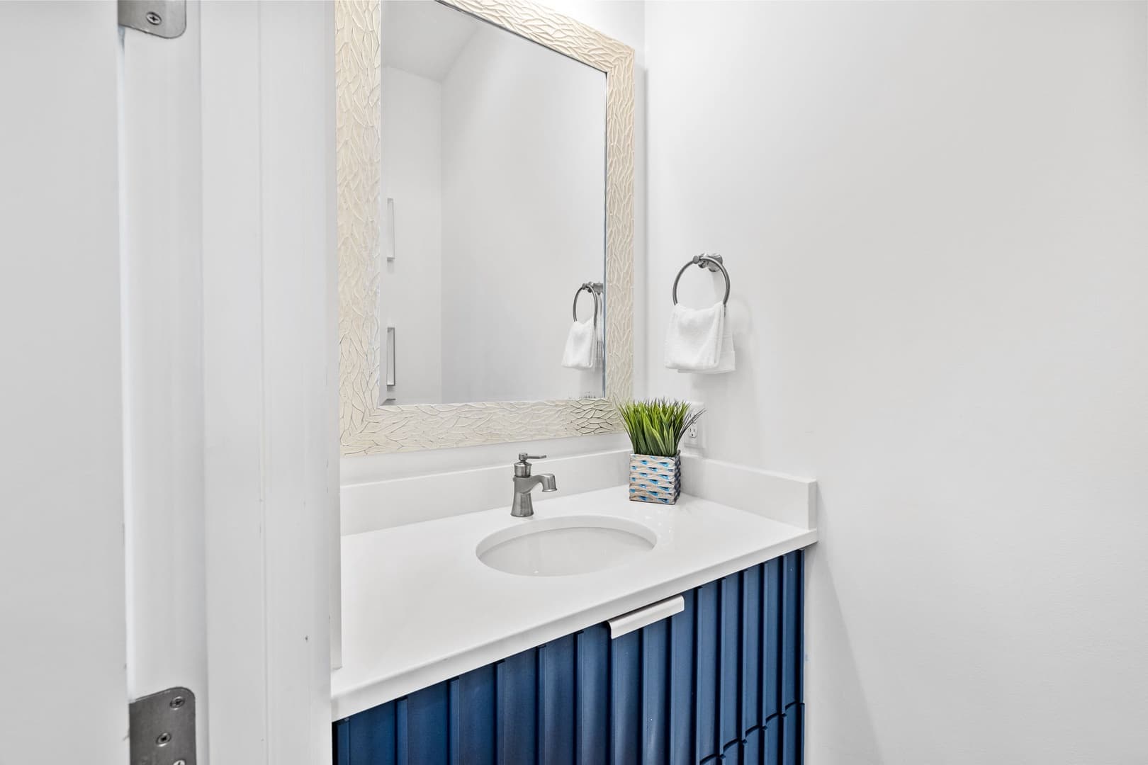 Seagrove Sparrow - Image 31