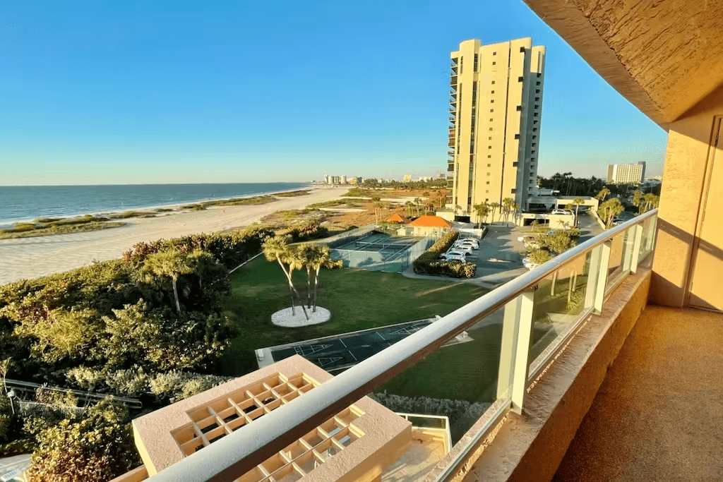 Playita Residence - Image 33