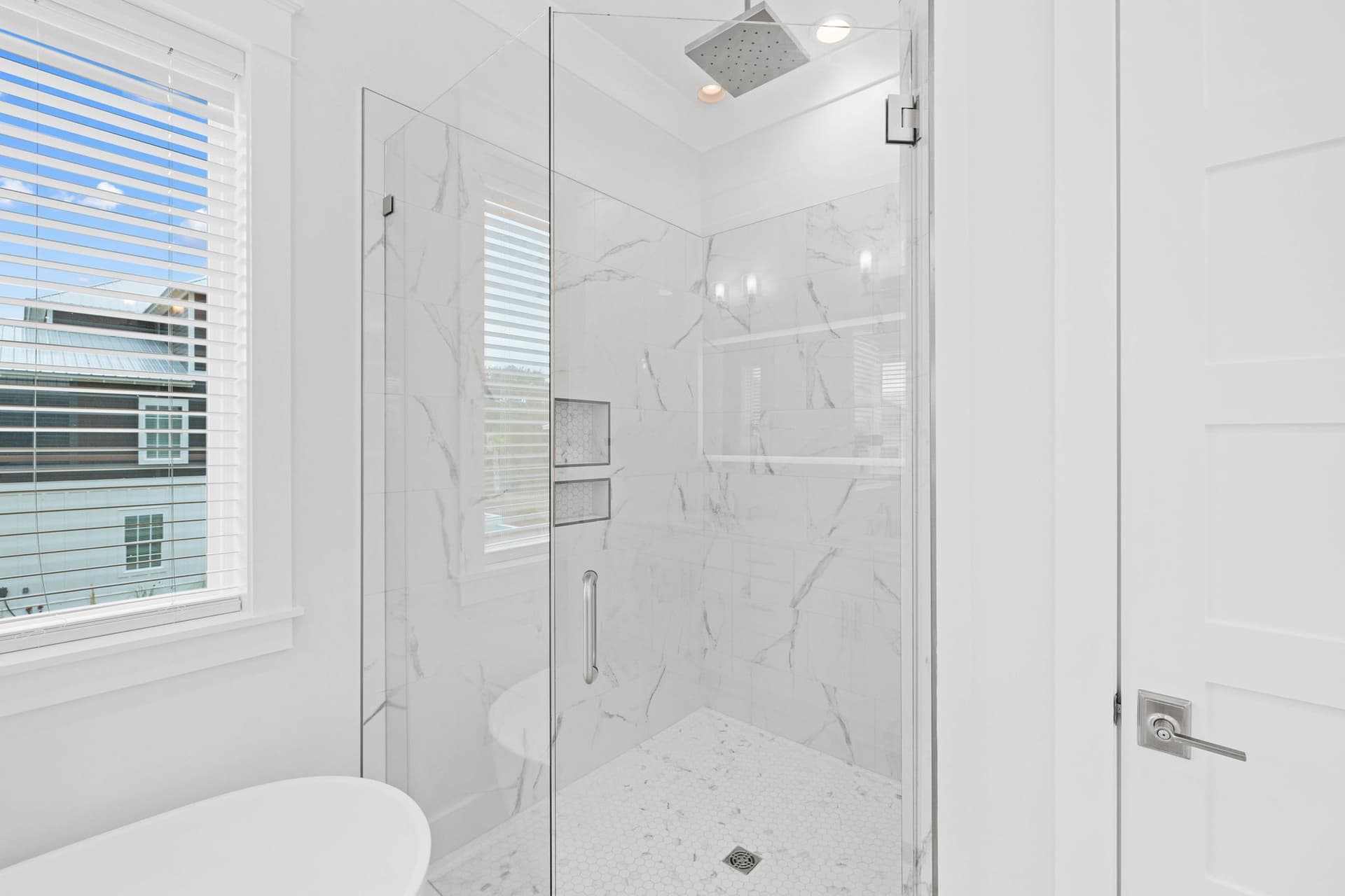 Sandtrapped - Image 27