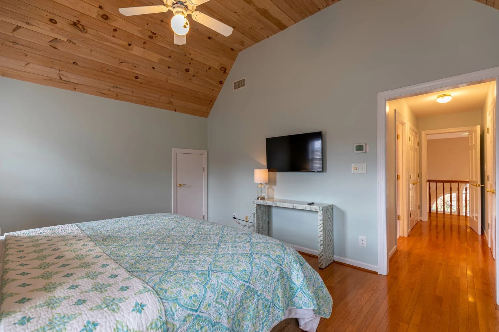 Boone Gem - Image 32