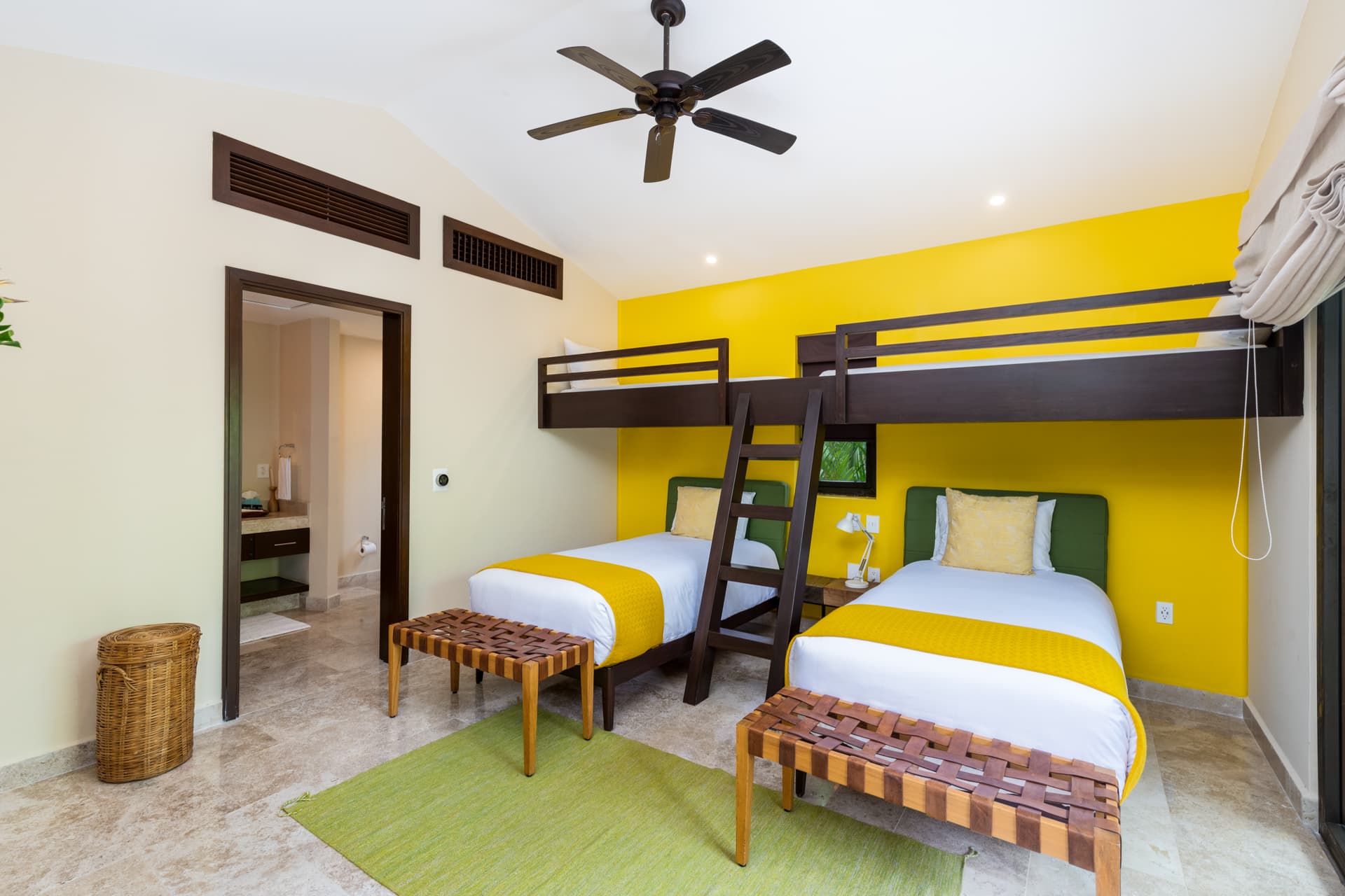 La Serenata #3 - Image 27