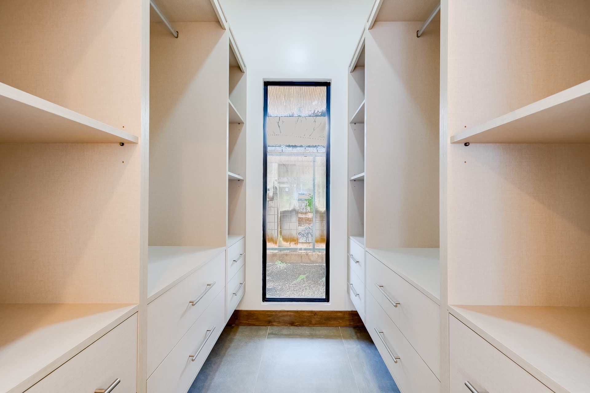 Calle Breeze House - Image 11