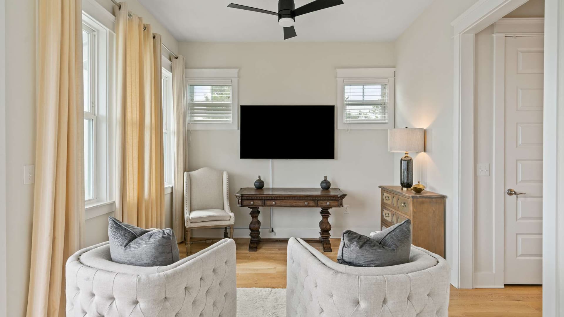 Grande Pointe Escape - Image 26