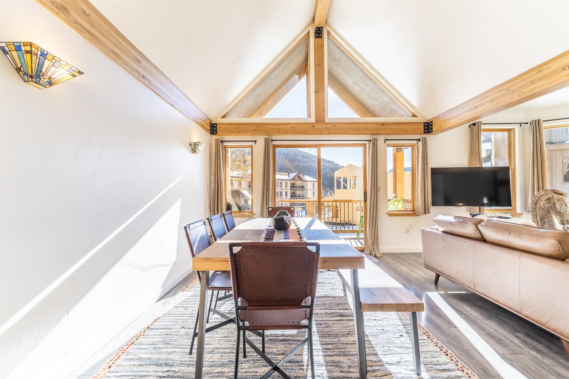 Rasor Court House - Image 12