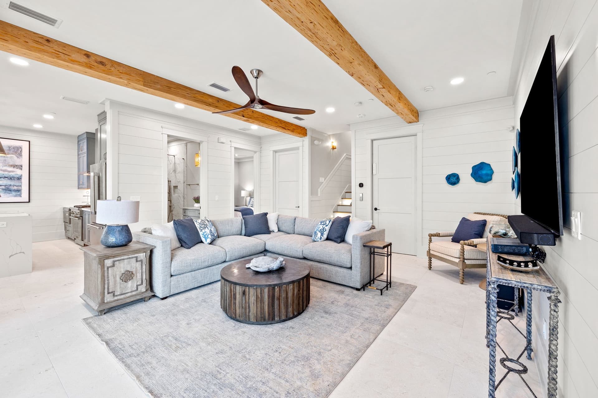 Emerald View - Image 3