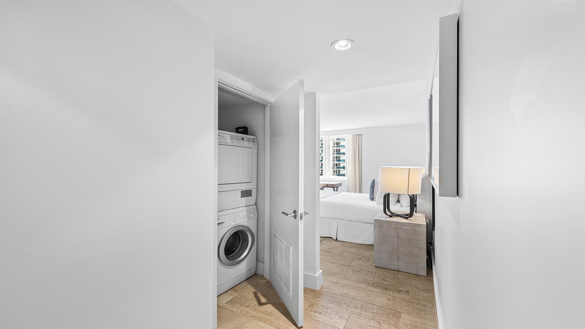 1 Hotel & Homes Residence #904 - Image 35