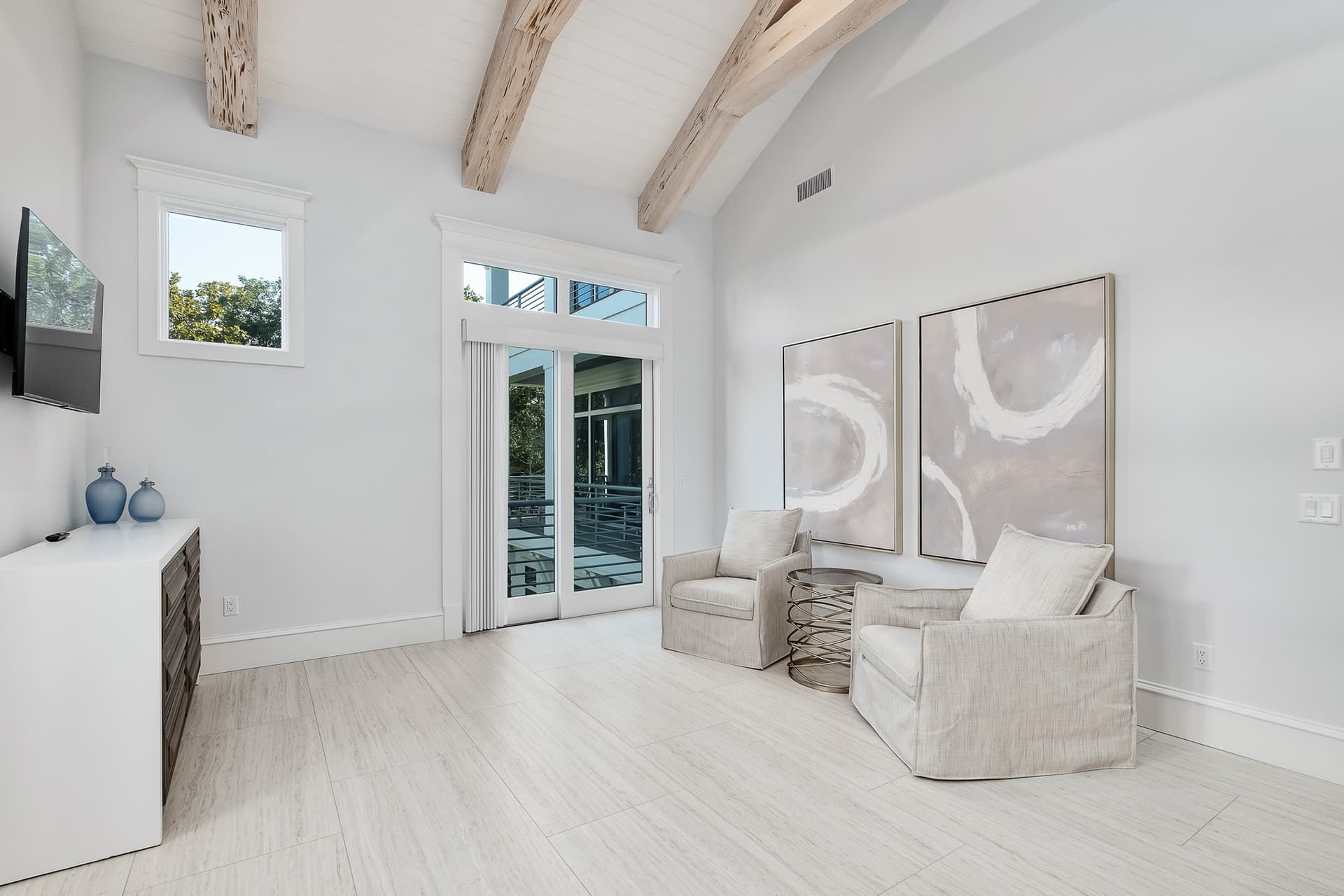 Social Manor - Image 20