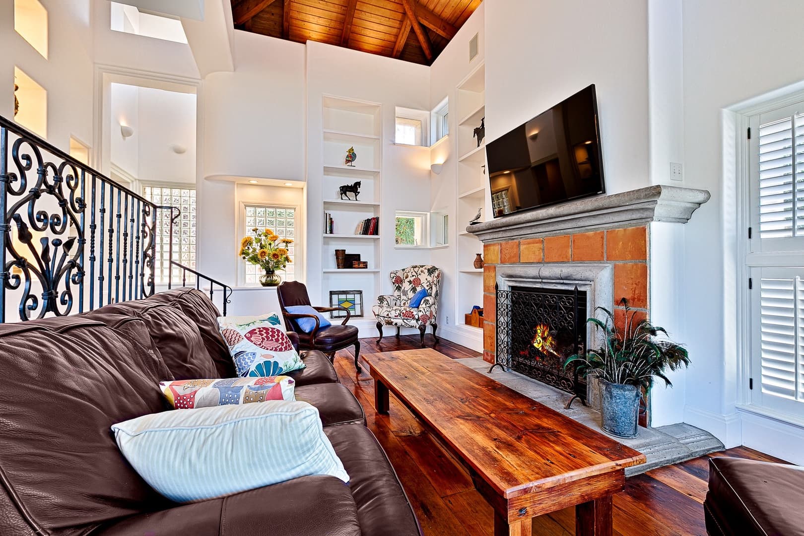 Spanish Palms Home - Image 35