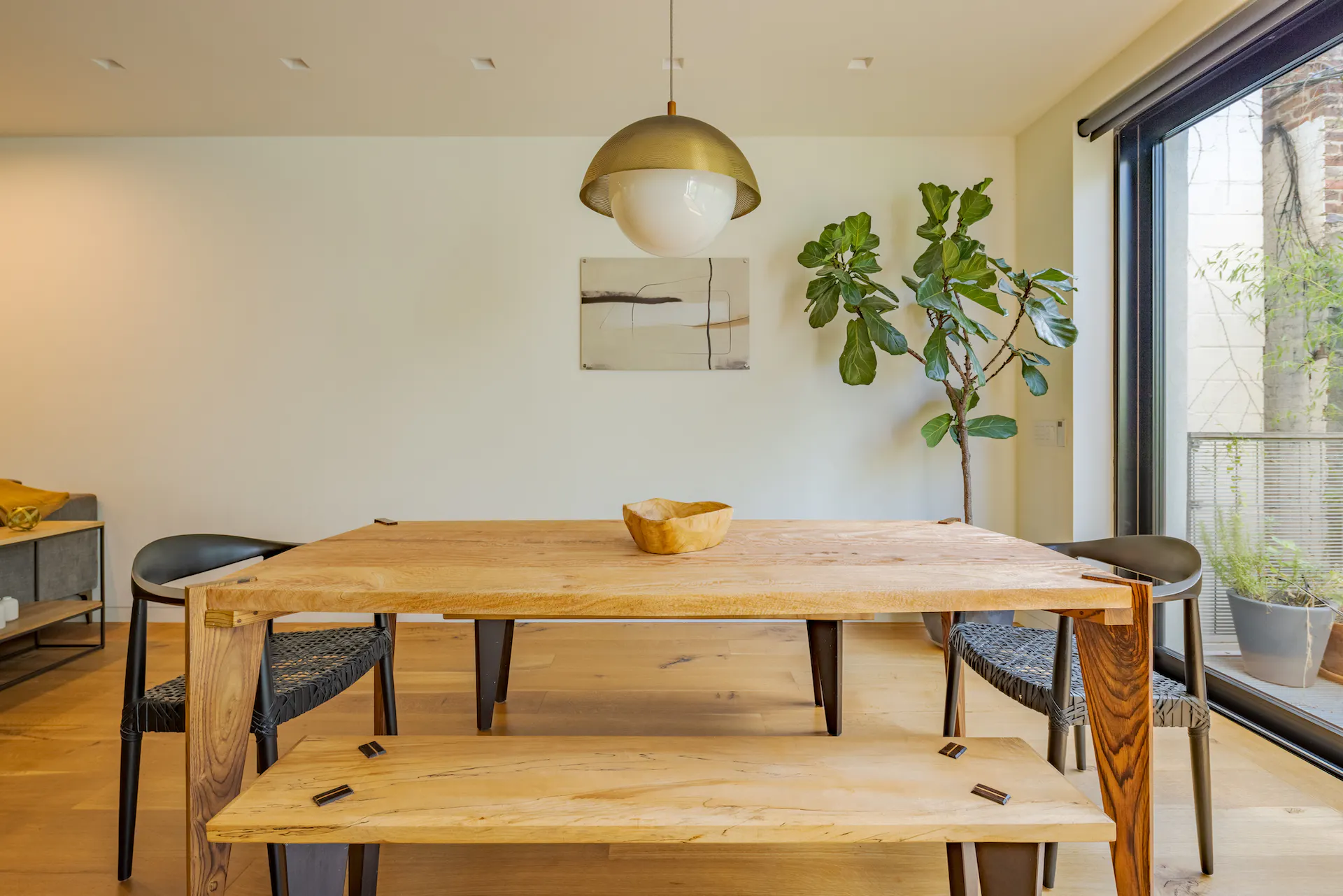 Empire House - Image 4