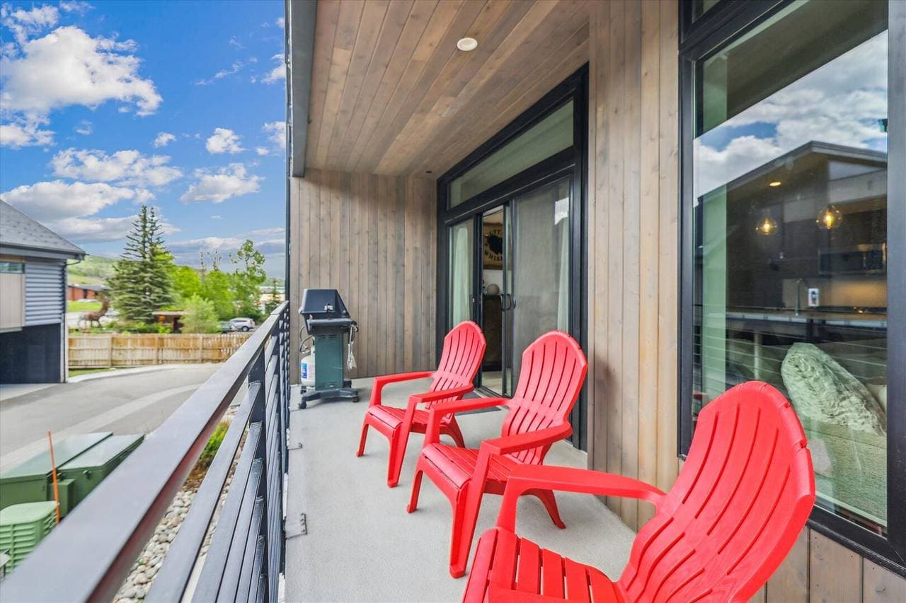 River West #522 - Image 8