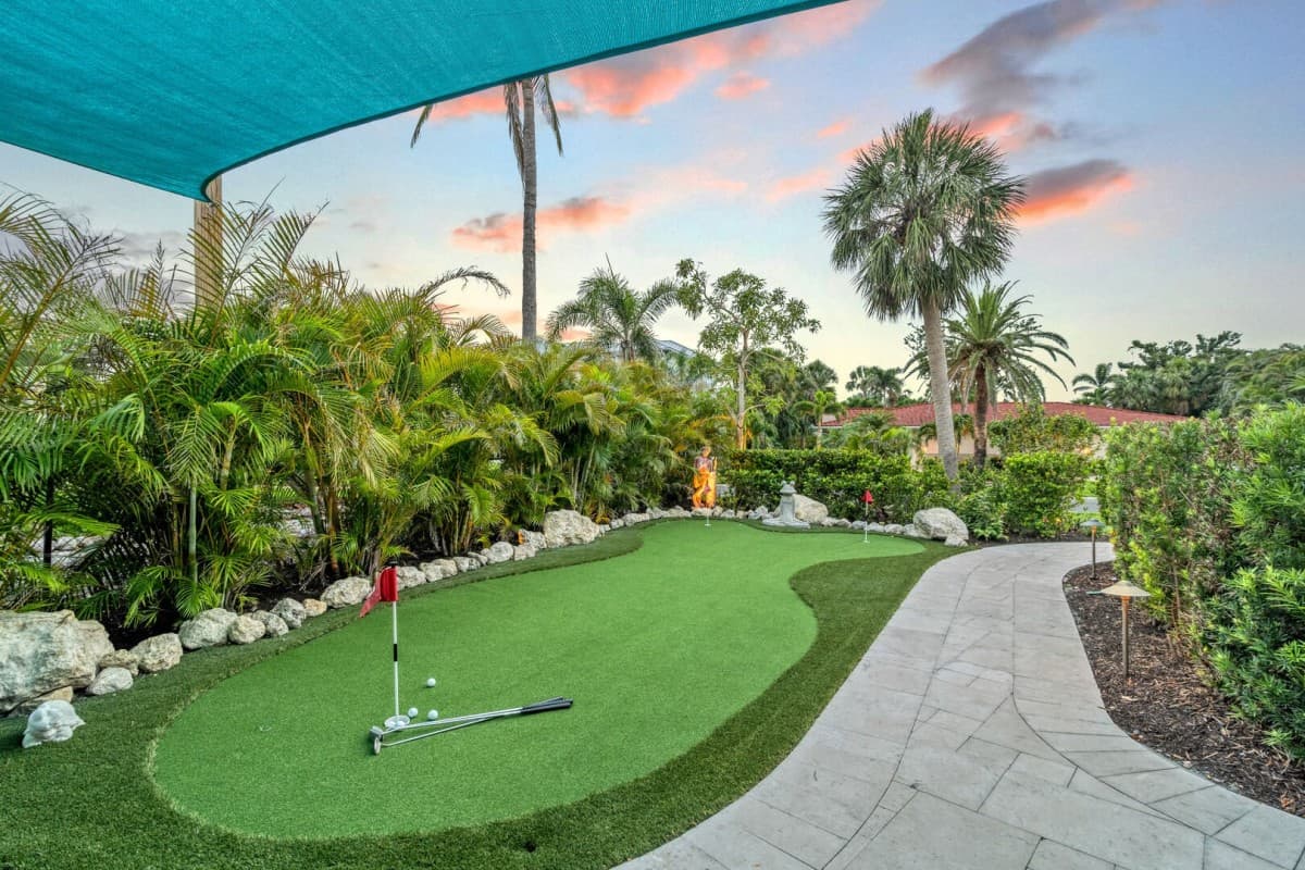 Beach Palm House - Image 55