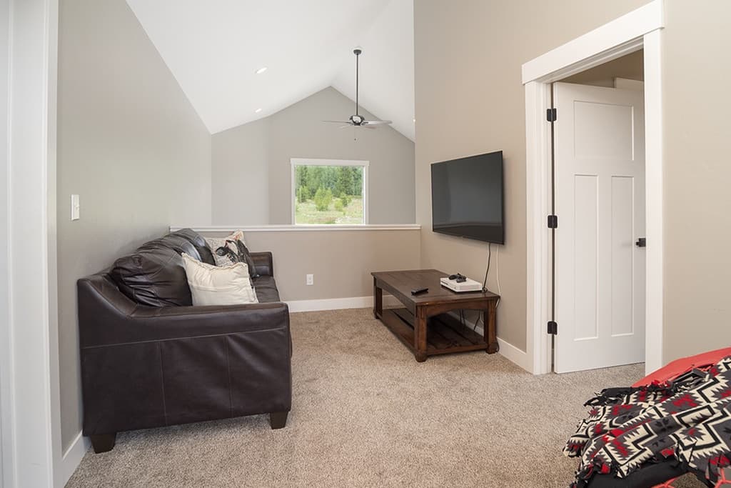 Homer’s Hideaway - Image 17