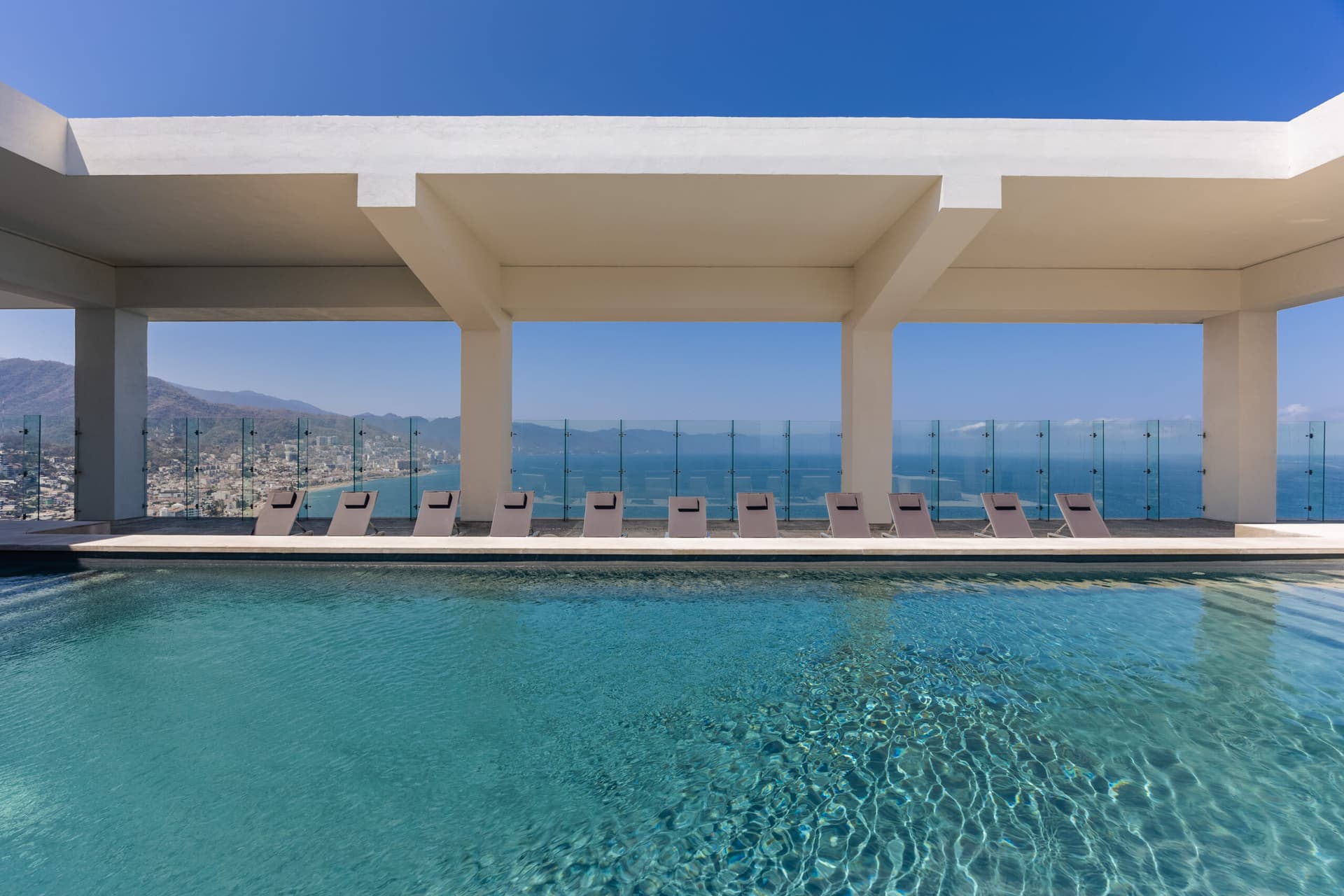 Harbor 171 Residences #803 - Image 30