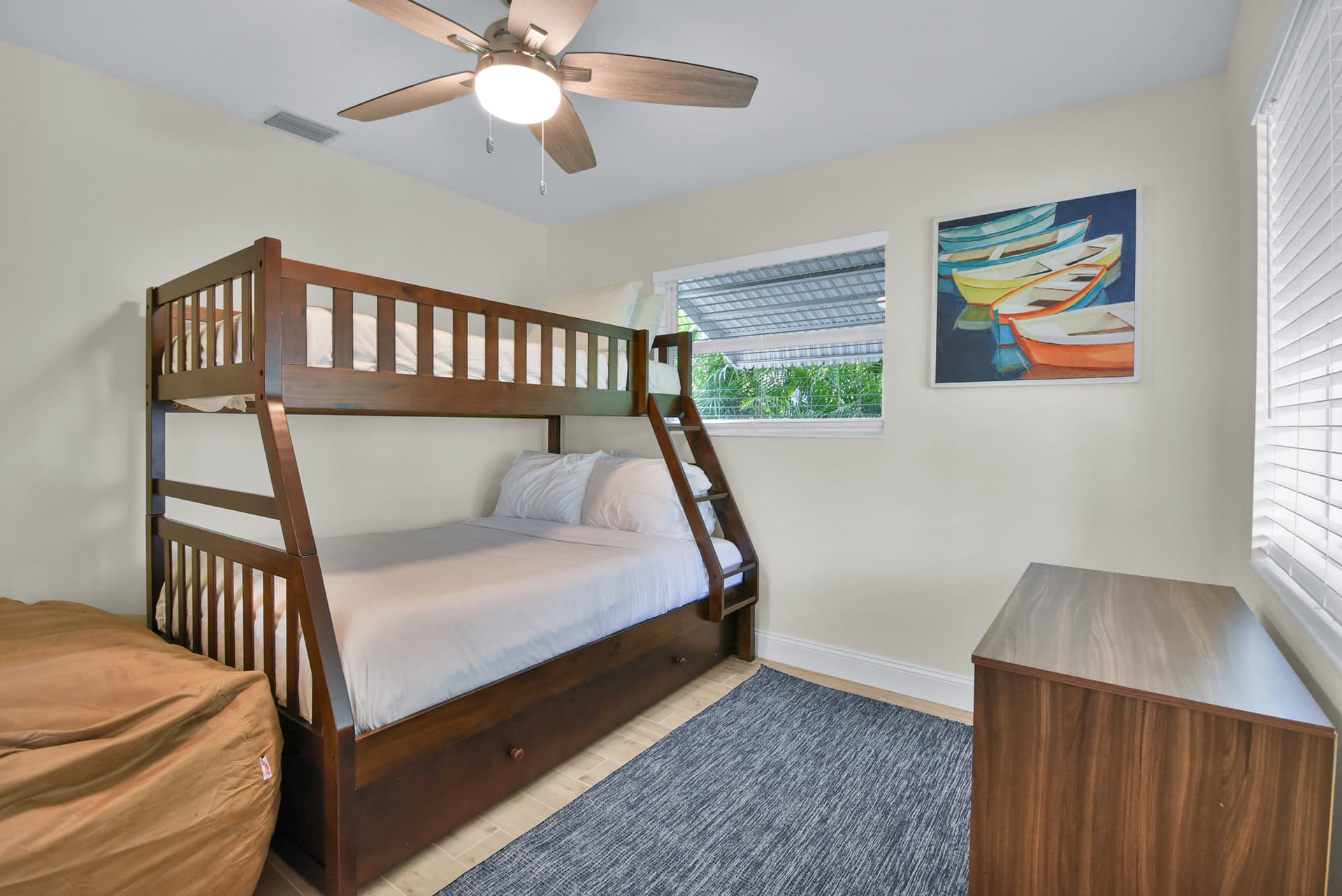 North Lake Worth Home  - Image 23