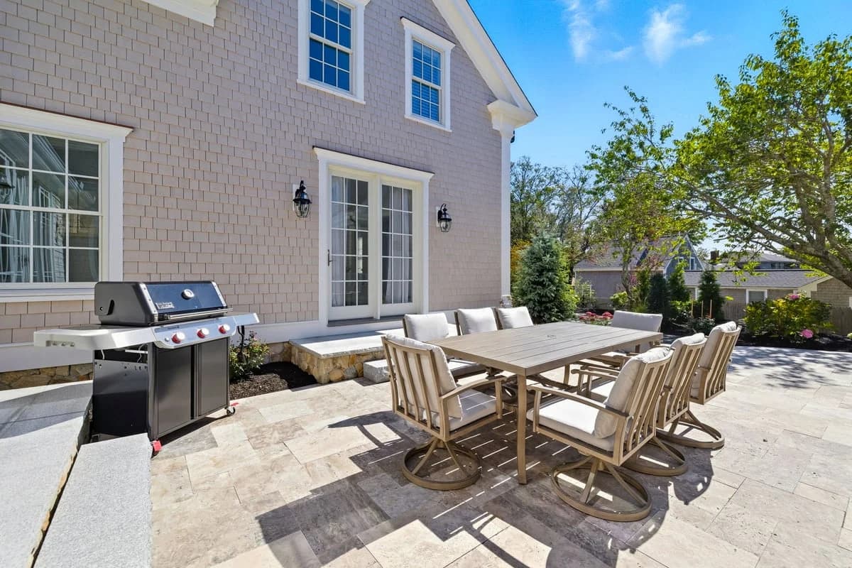 Three Buoys - Image 40