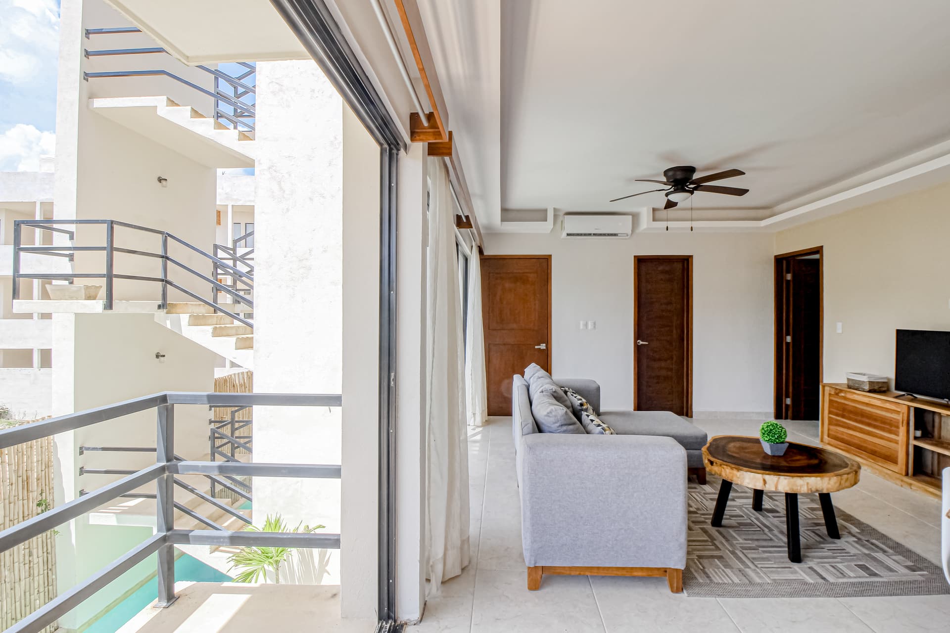 Ananas Tulum - Image 29