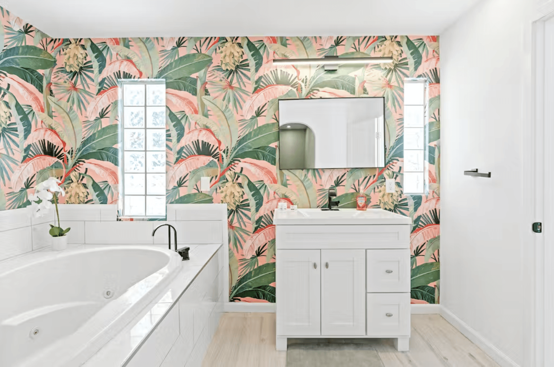 La Vie En Rose House - Image 16