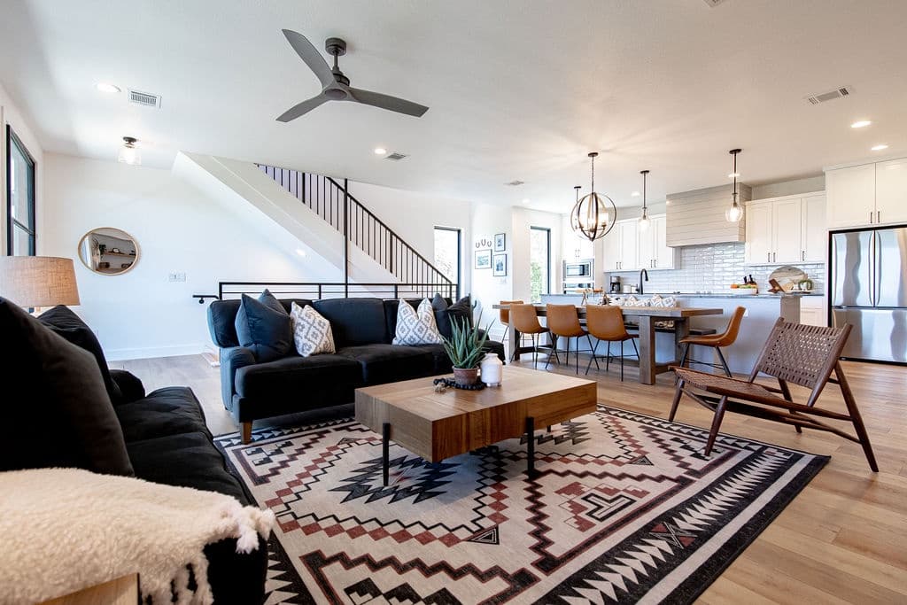 Southside of Heaven Home - Image 8