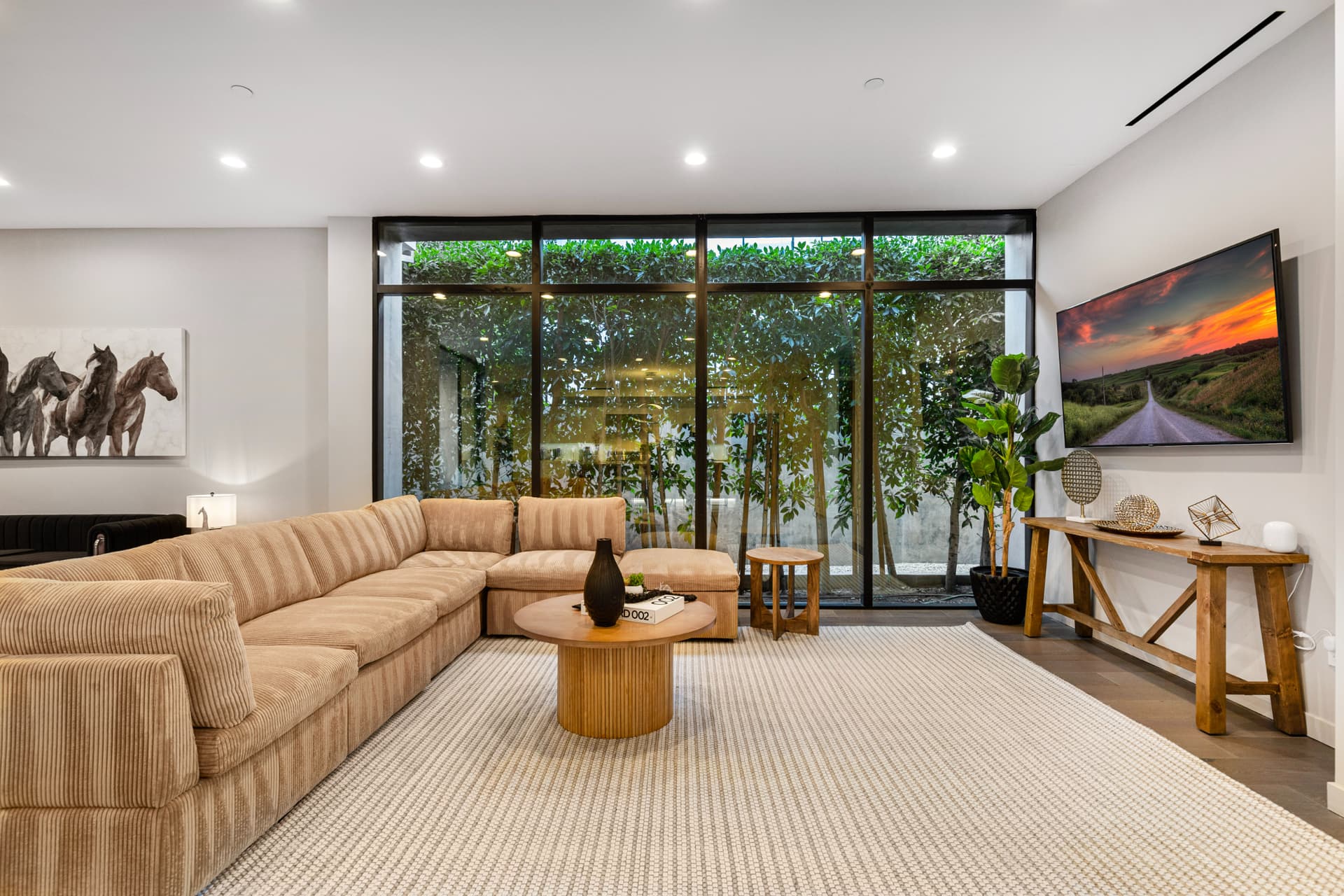 Coldwater Canyon - Image 3