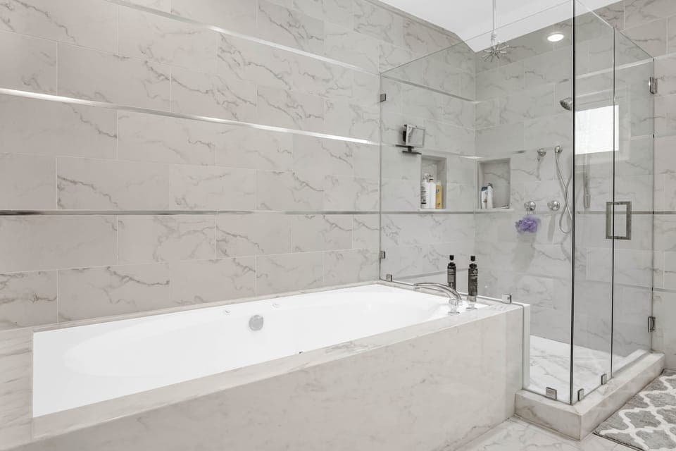 Pacific View Artist's Home - Image 30