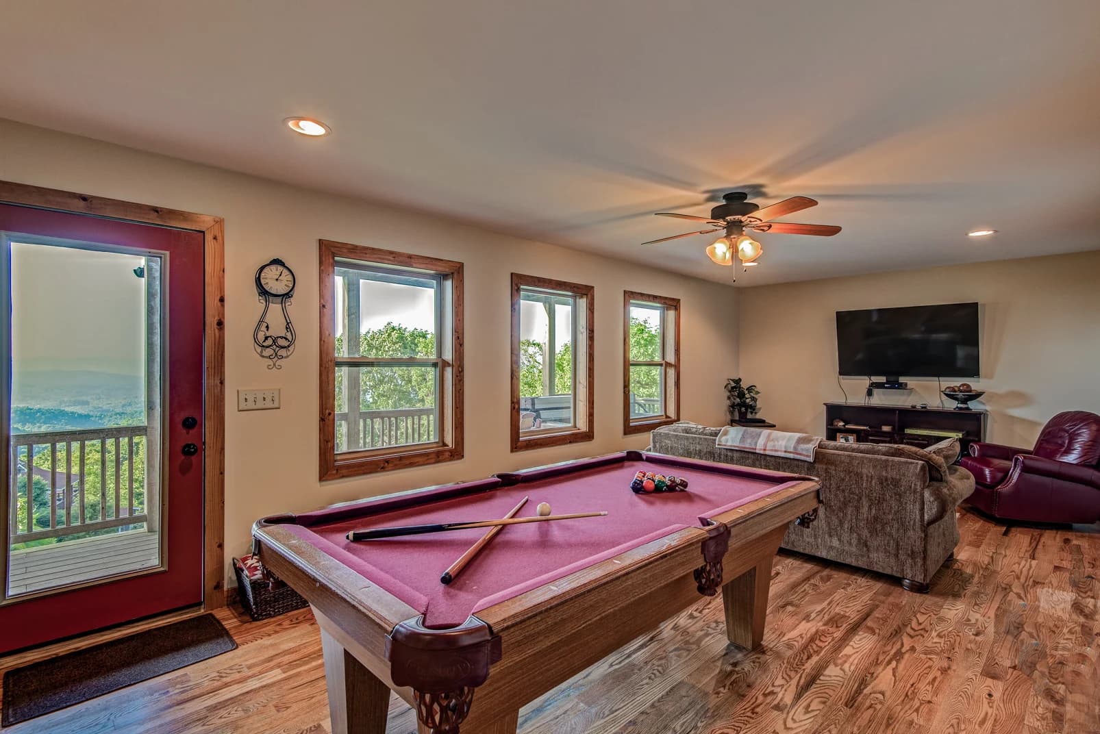 Aussies Den - Image 26