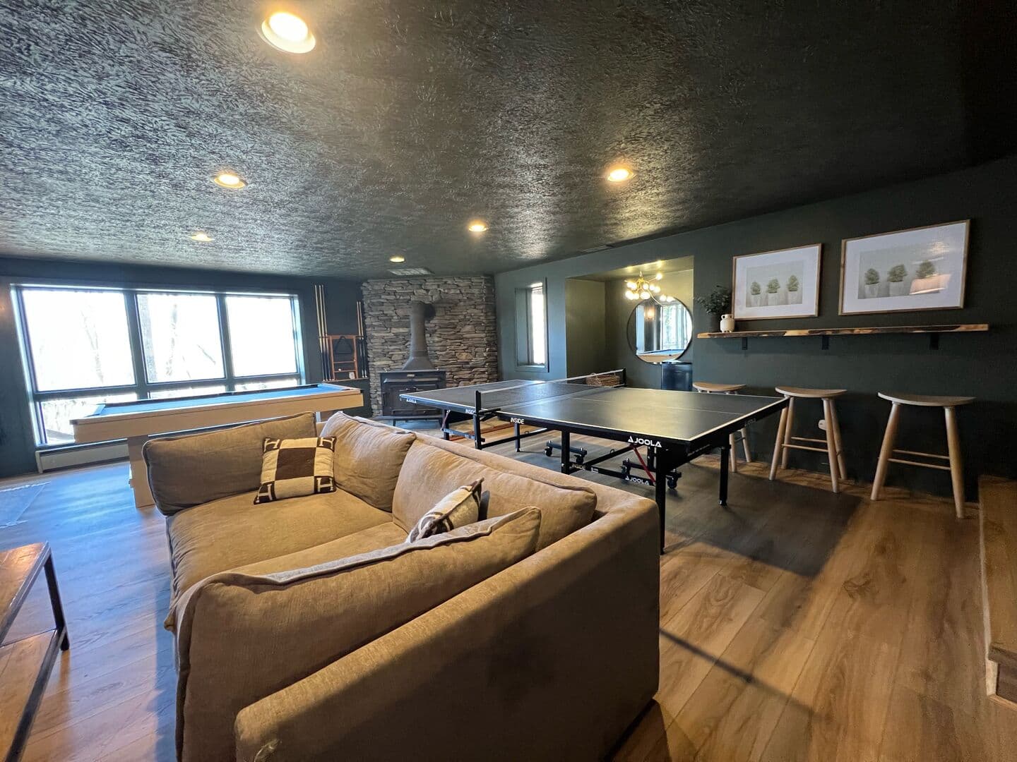 Deerwood Manor - Image 35