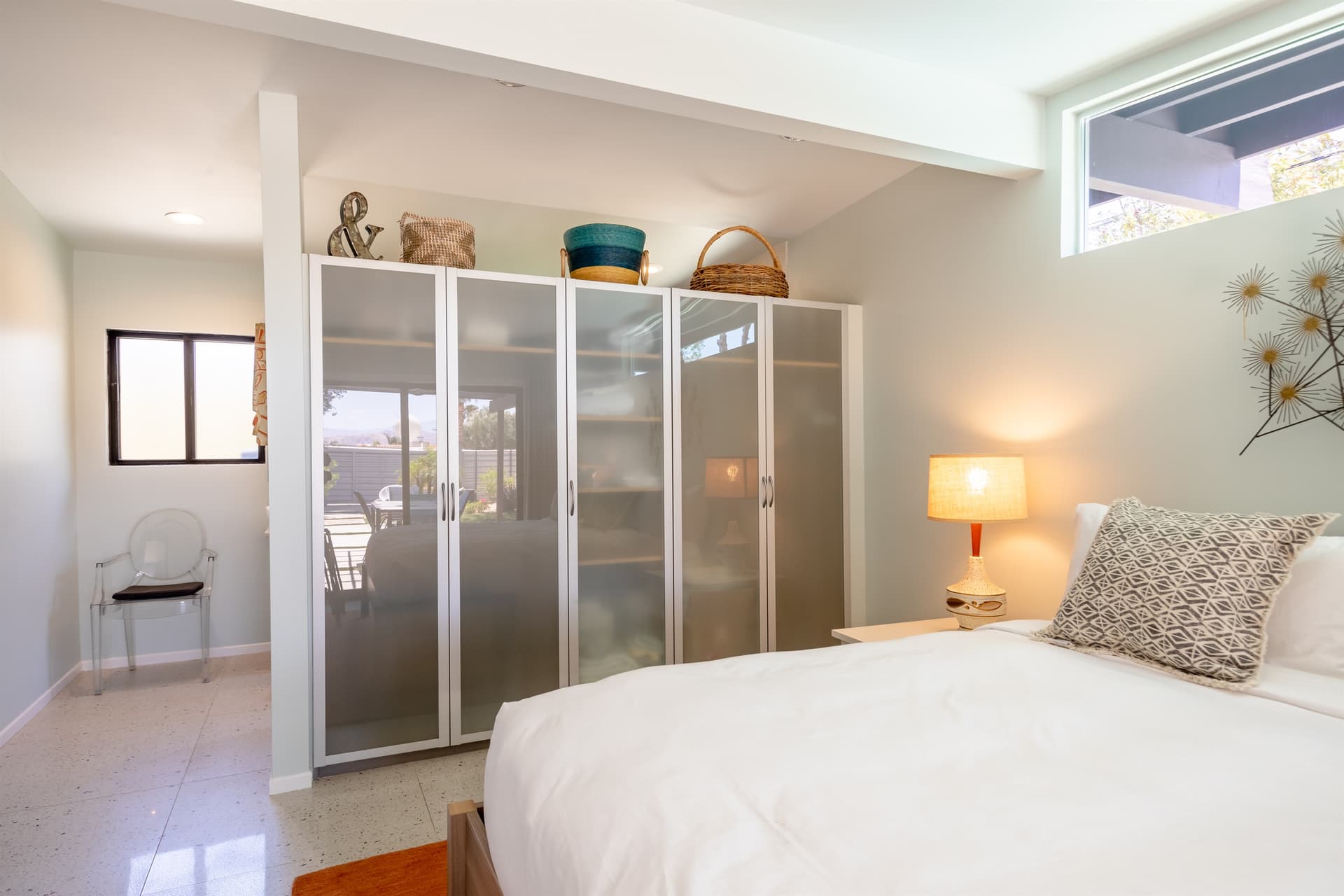 Hugh Kaptur’s Palm Springs Getaway - Image 14