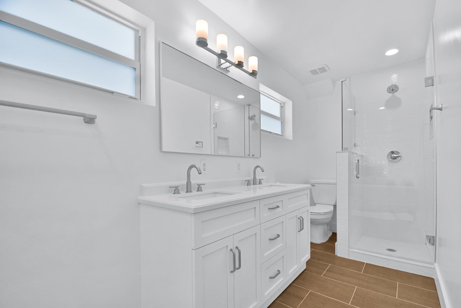 Fifth Street Home - Image 32