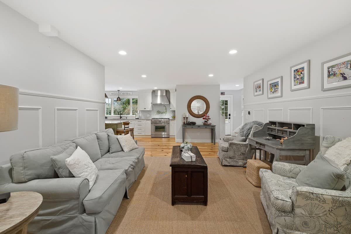 Brewster Barefoot Bliss - Image 14