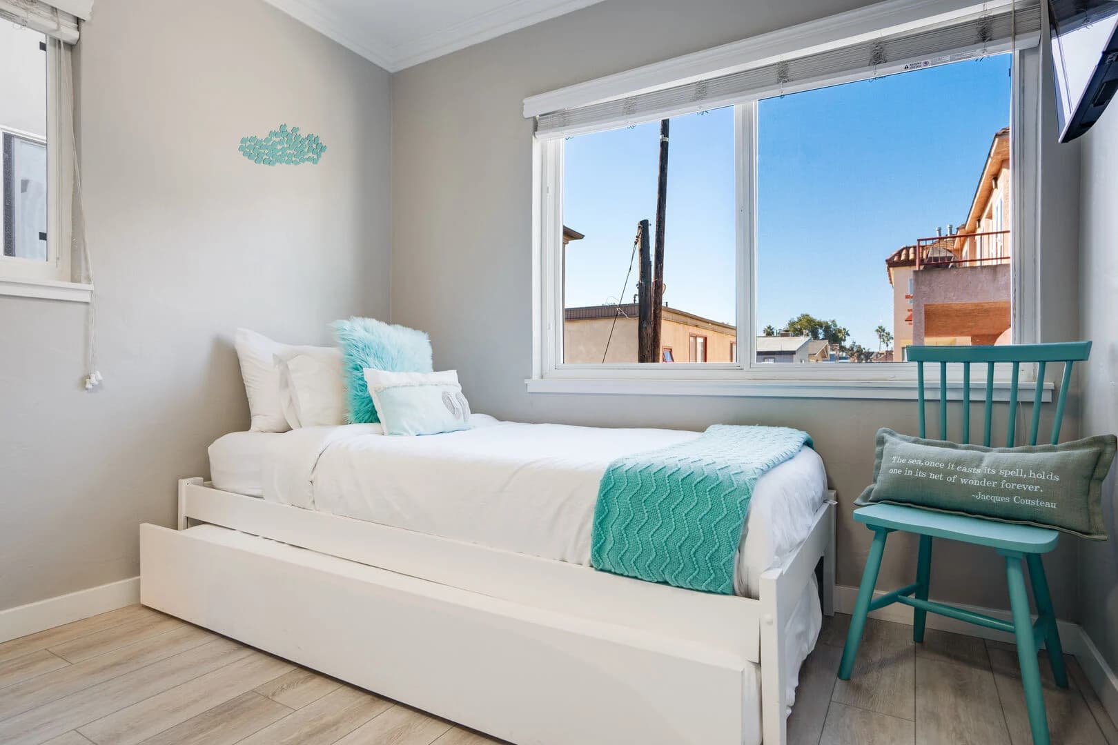 Bayside Beauty Home - Image 13