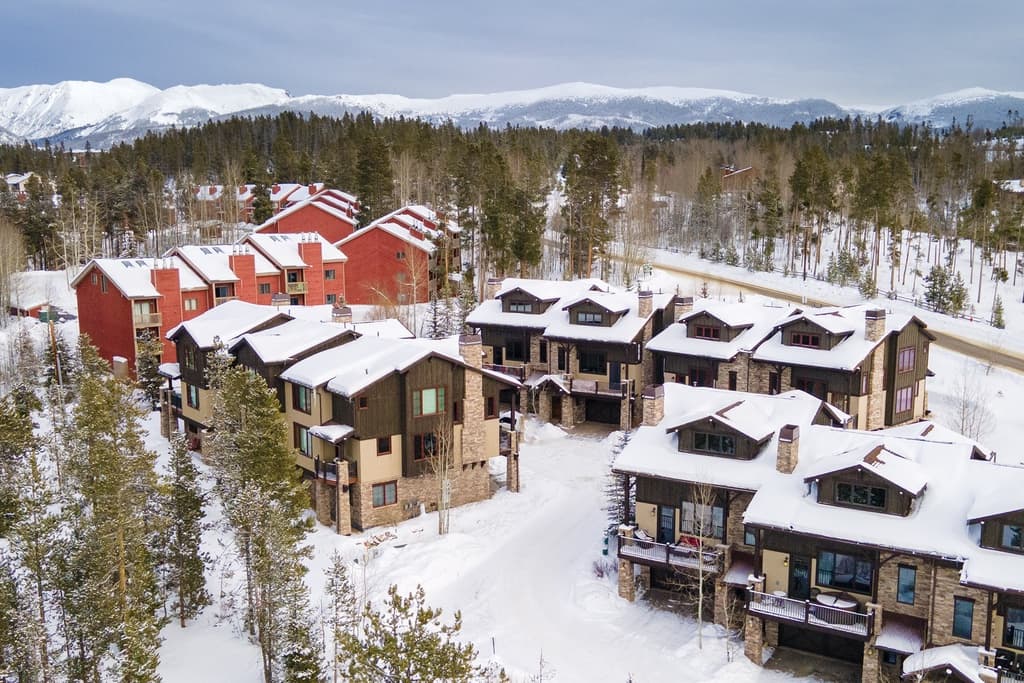 Mountain Terrace Villa - Image 2