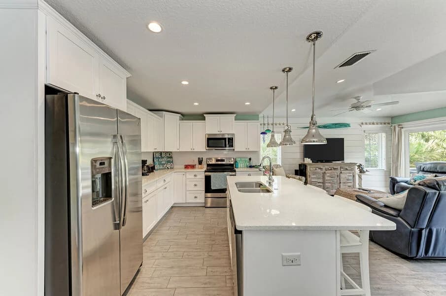 Emerald Bay - Image 5