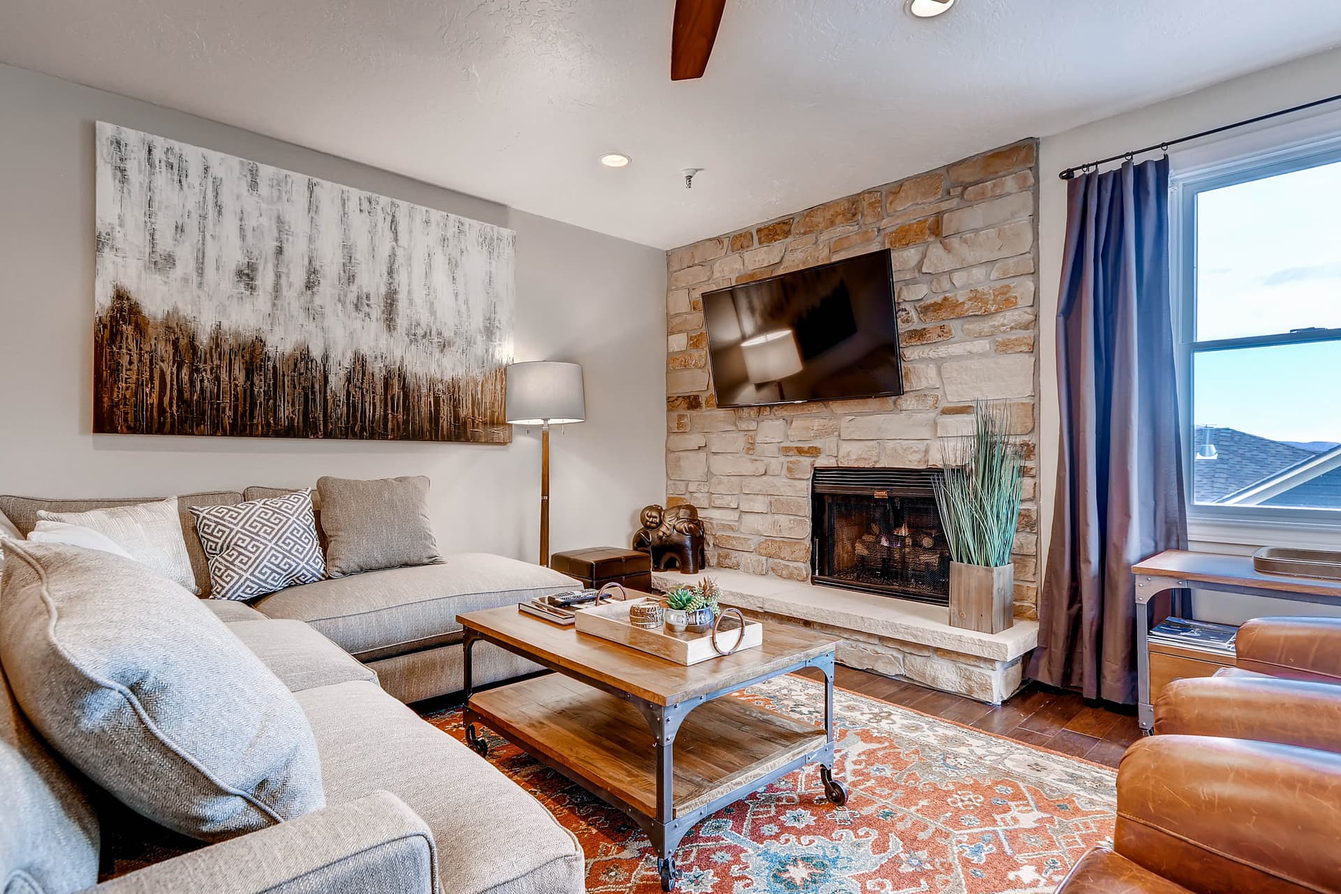 Alpine Shadows Home - Image 3