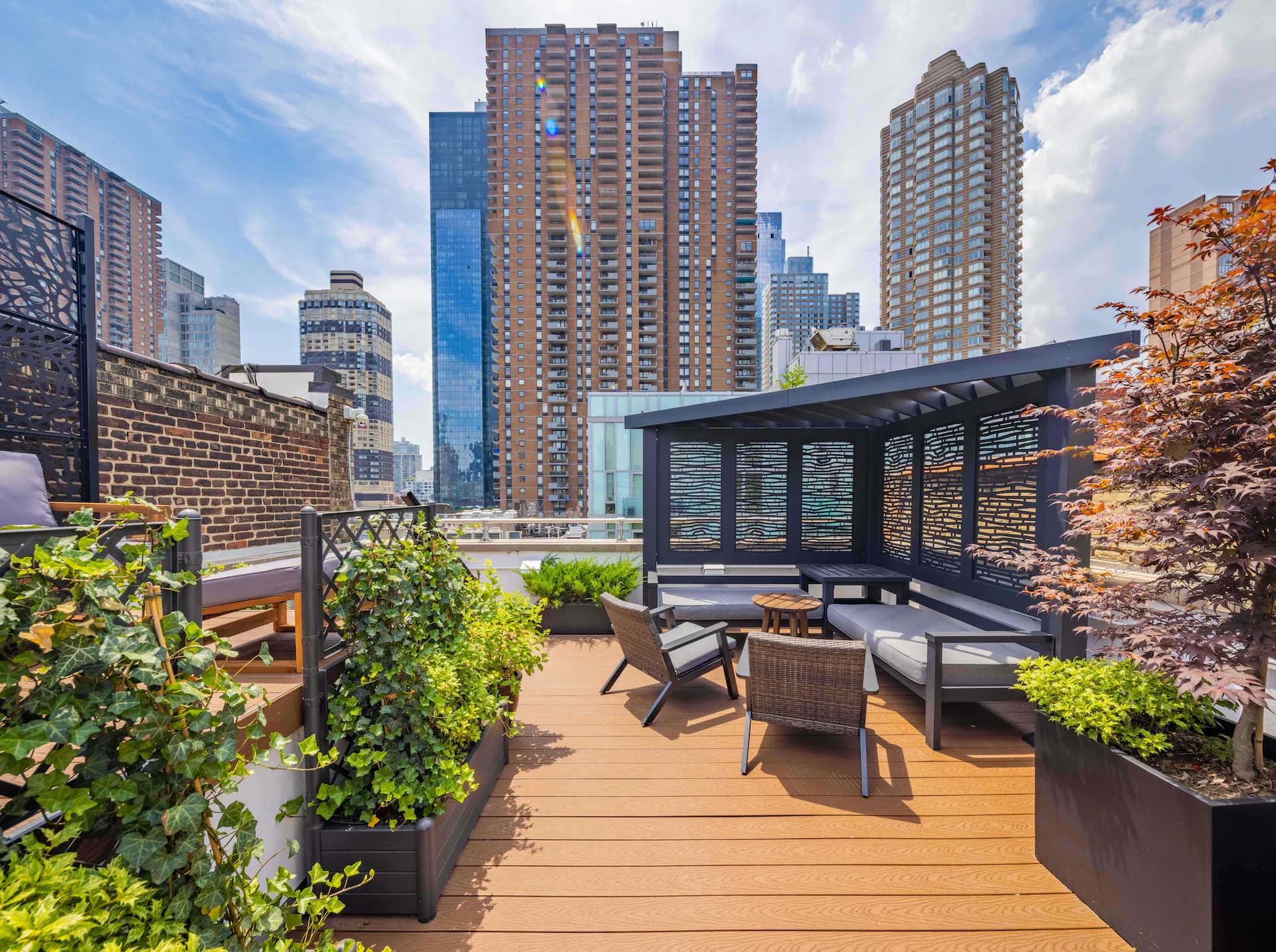 Gotham House III - Image 5