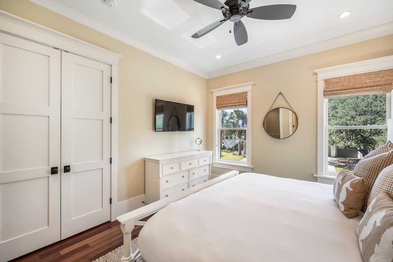 Shore Thing - Image 43