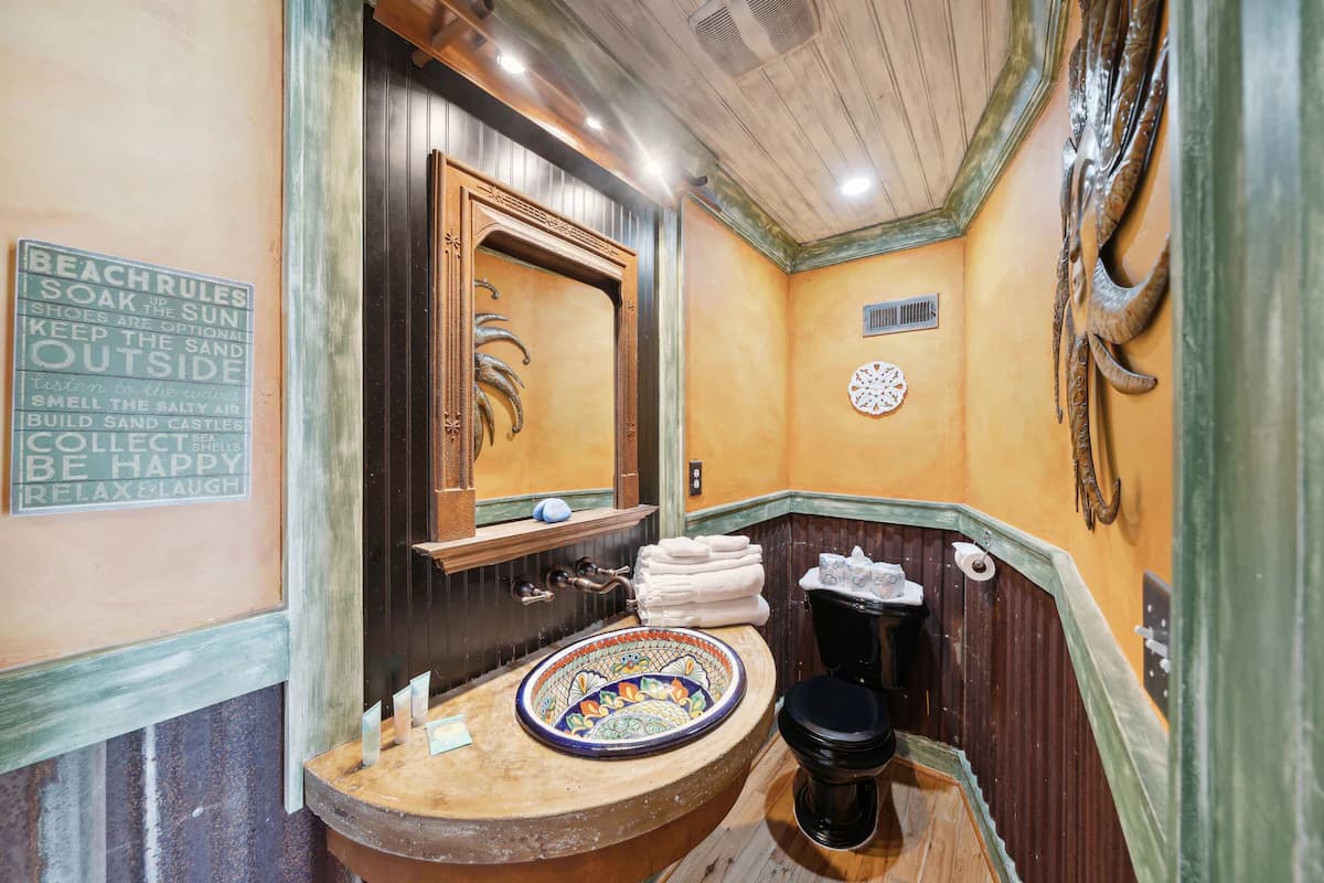 JC Long Villa - Image 40