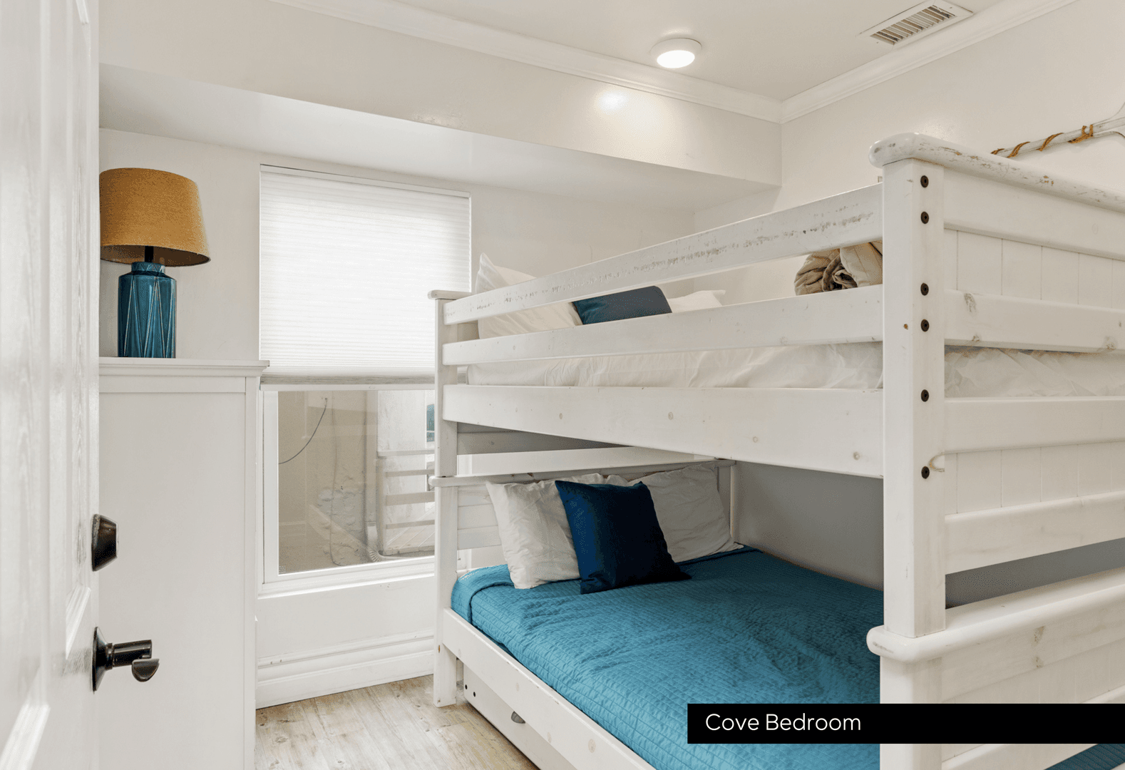 Mahogany Manor - Image 20