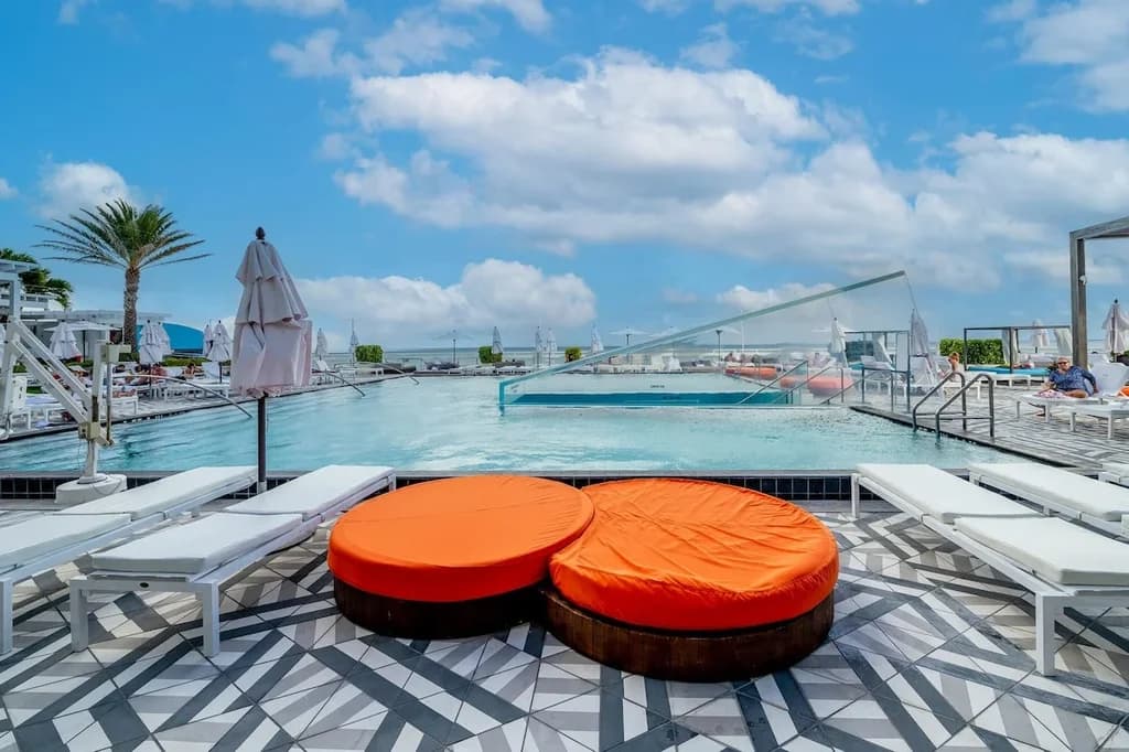 Horizon Condo #2108 - Image 49