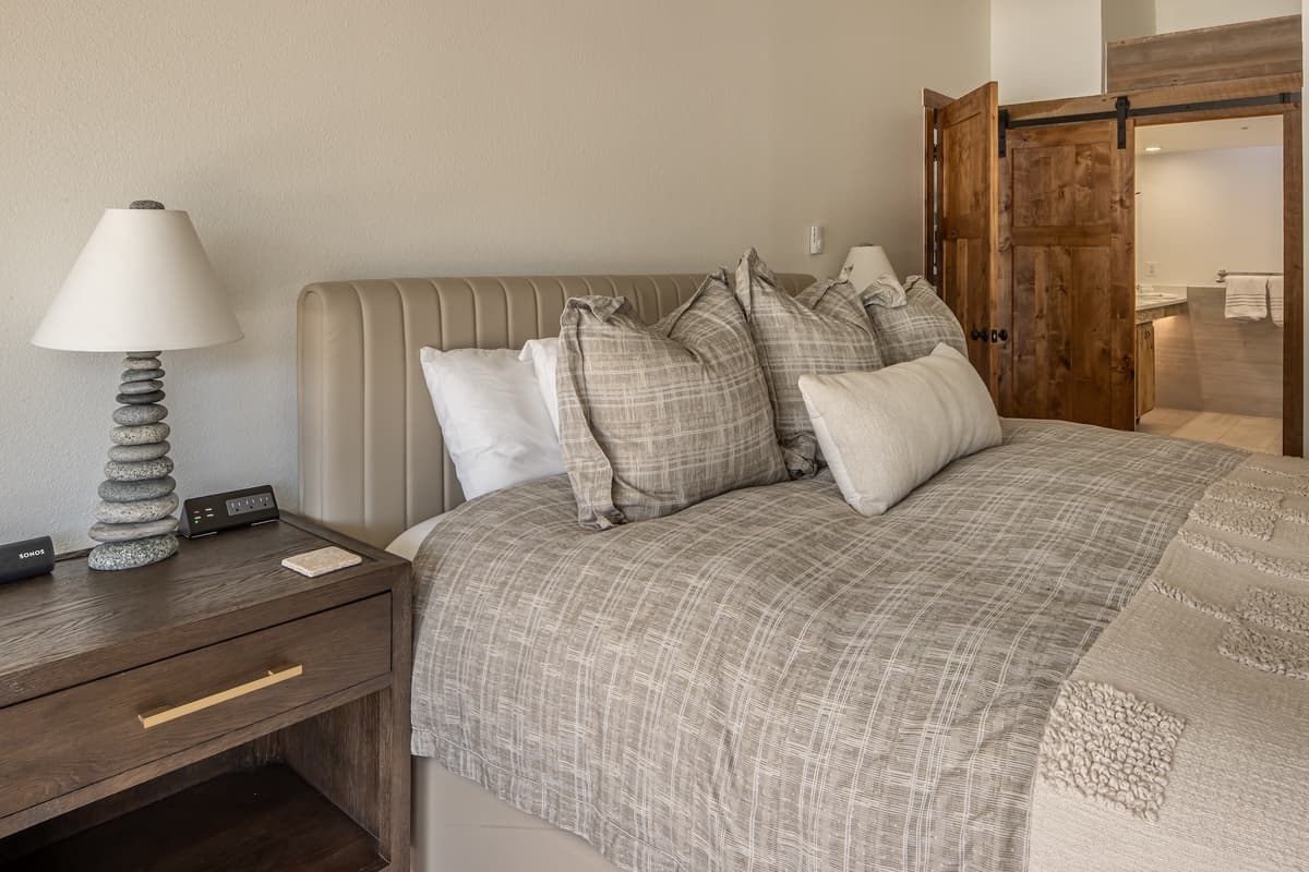 North Summit - Image 13