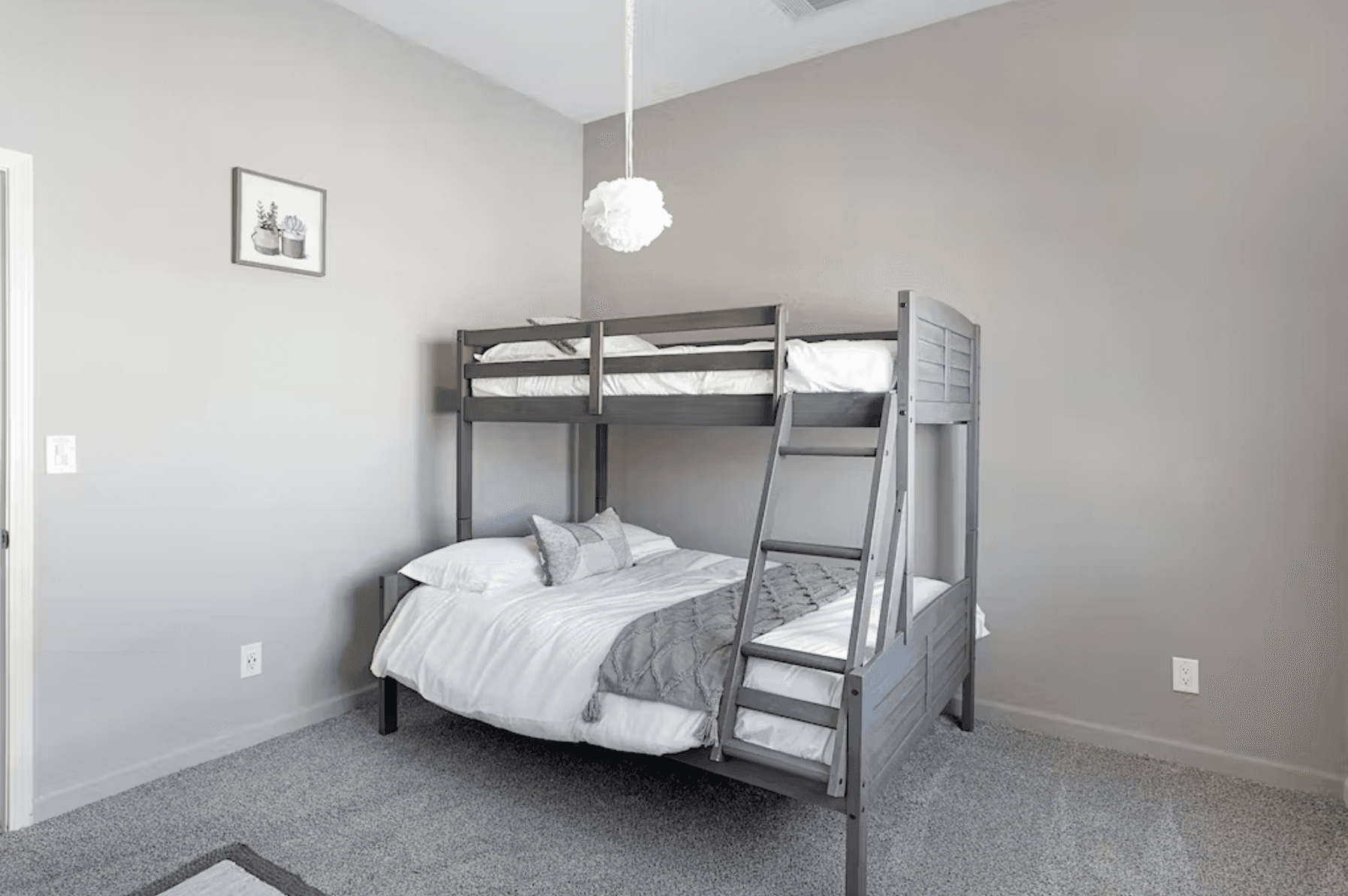 Hotwell Painted Hills Place - Image 24