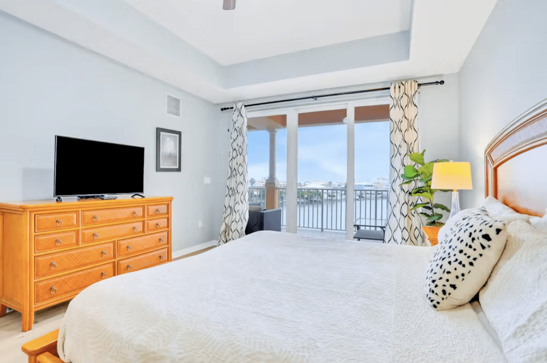 Harborview Grande Residence - Image 22