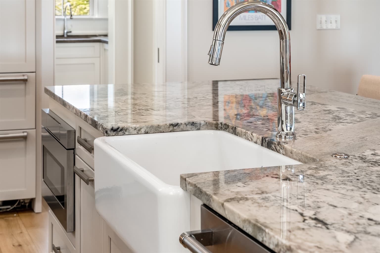 Beach Shelter - Image 14