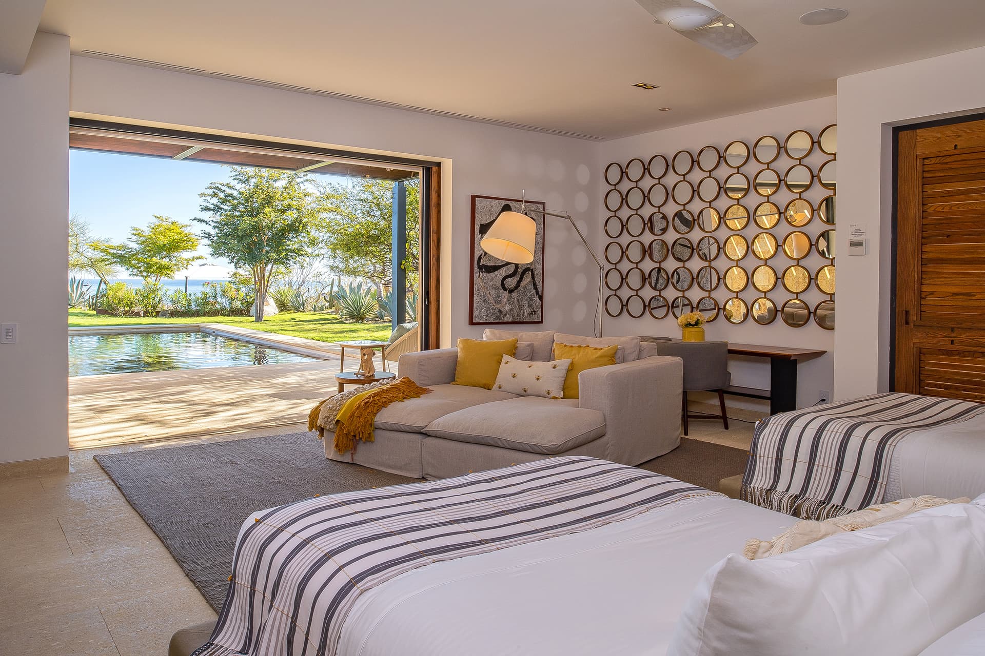 West Enclave Residence #8 - Image 23