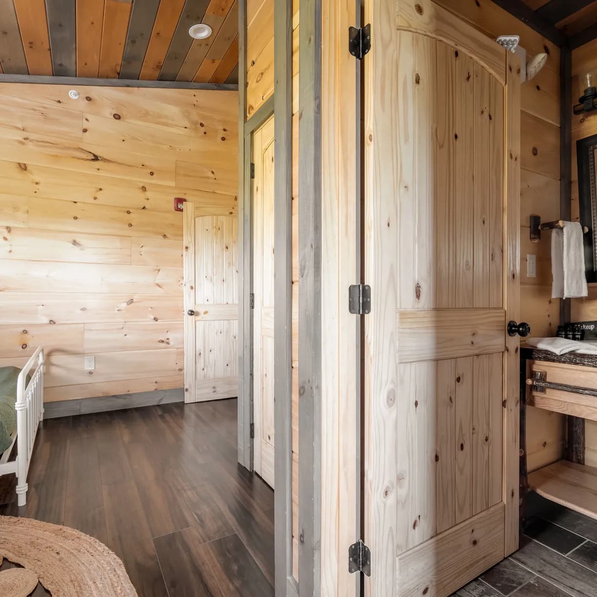 Copperhead Villa - Image 17