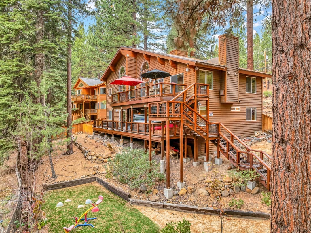 Upscale Incline Village Home - Image 36