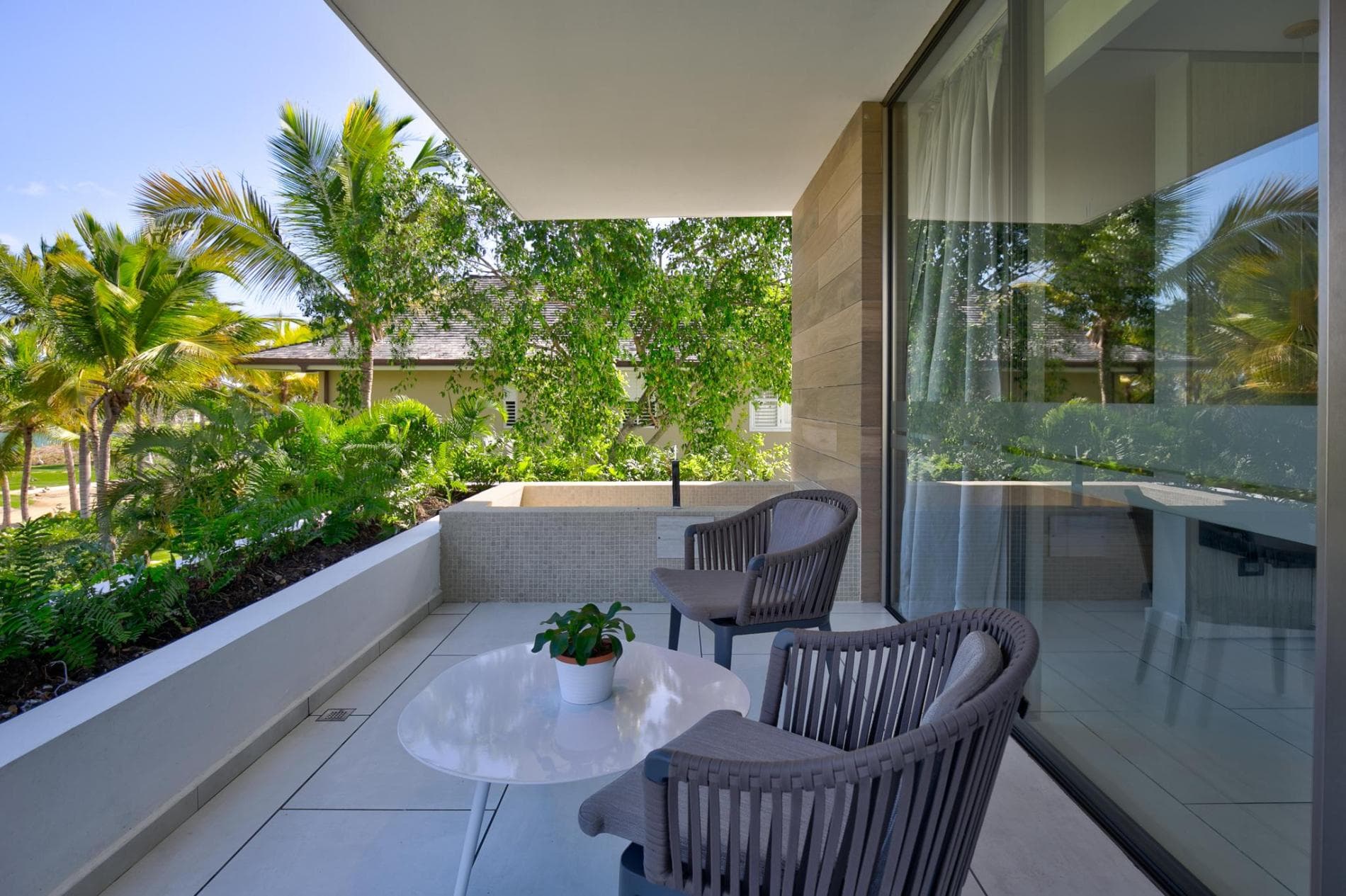 Royale Estate - Image 13